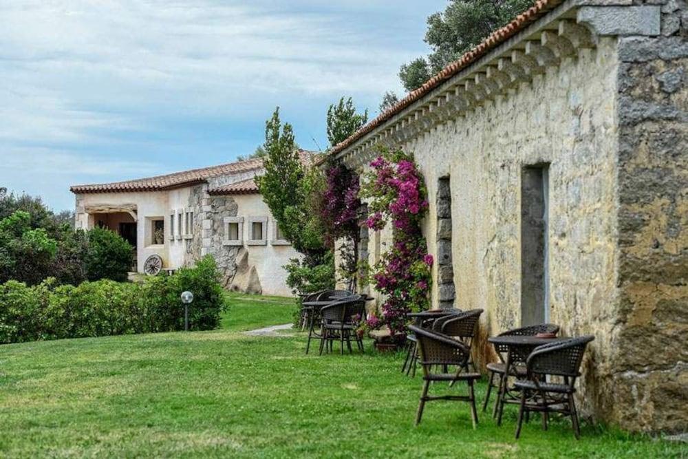 Tenuta Pilastru Country Resort & Spa Arzachena Extérieur photo
